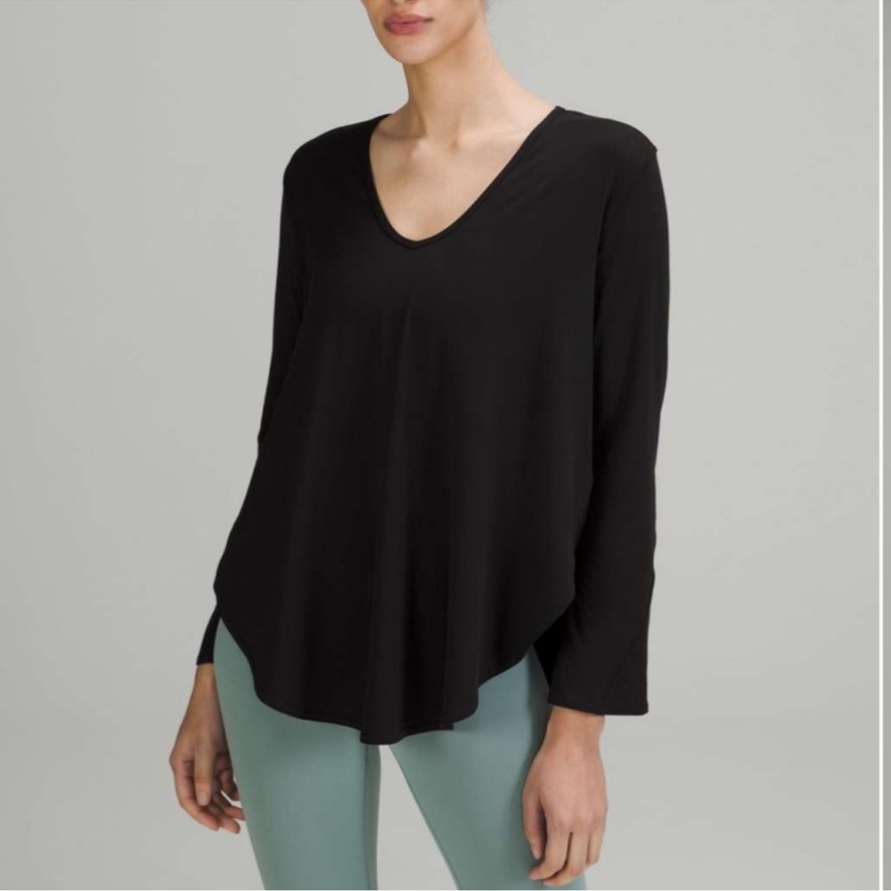 Lululemon Nulu Relaxed Fit Yoga Long Sleeve Top Loungewear Travel Comfy Slouchy